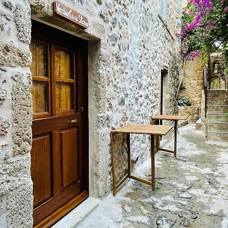 דירות מונמבאסיה Vecchia Casa Sterna מראה חיצוני תמונה